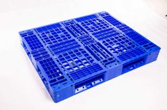 塑料托盤長期暴漏會不會受潮？
